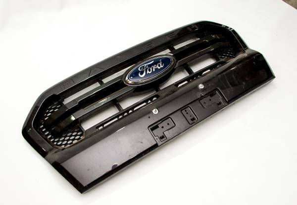 FORD RANGER 2.5 TDCİ ÇIKMA PARÇA FORD  2018 2019 ÖN PANJUR SİYAH ÇIKMA